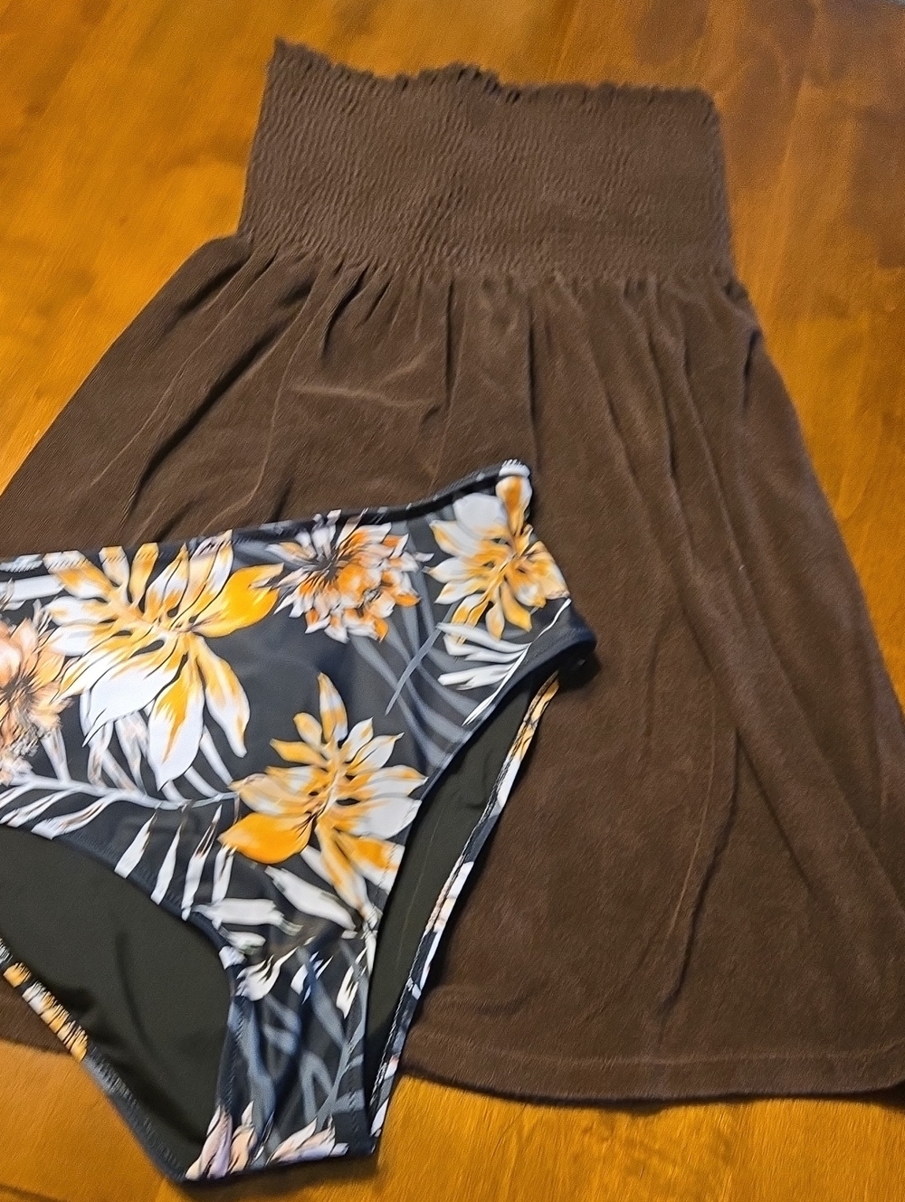 Women’s Brown Strapless Coverup & 2 Swim Bottoms -